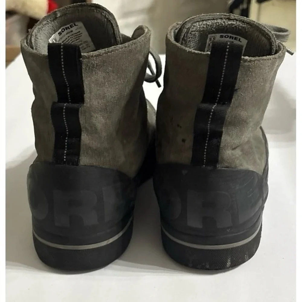 Sorel Men's Cheyanne Metro II (sz. 9.5) Gray waterproof Boots Sneakers